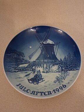 Blue & White Jule-Aften 1996 Decorative Plate
